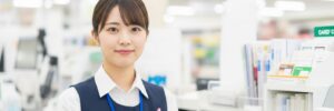 【富山県魚津市】でのスーパーのカード受付スタッフの求人イメージ